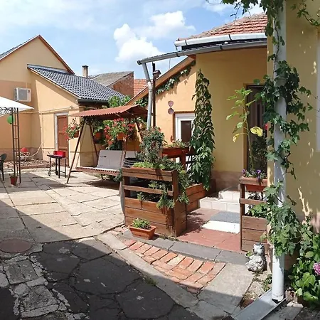 Borina Vendeghaz Feriehus Sátoraljaújhely